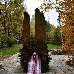 Kranzniederlegung zu Allerheiligen 2021 'Lehrstuhl für makroskopische und klinische Anatomie an der Medizinischen Universität Graz'